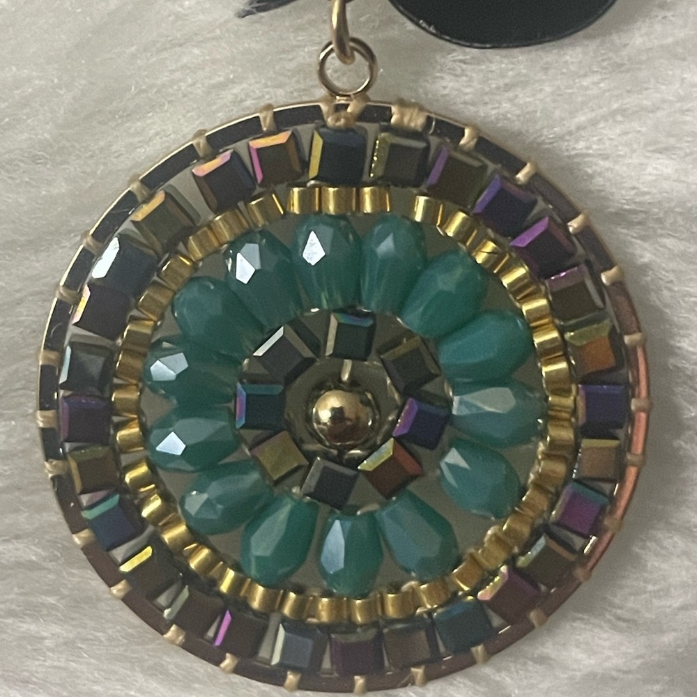 Elegant Beaded Circle Earrings - Picture 2 of 4